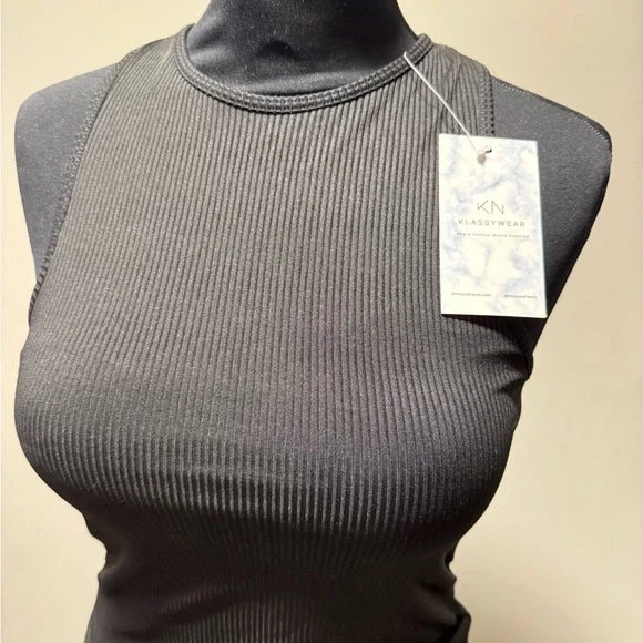Black Ribbed Sleeveless Top - Picture 2 of 5